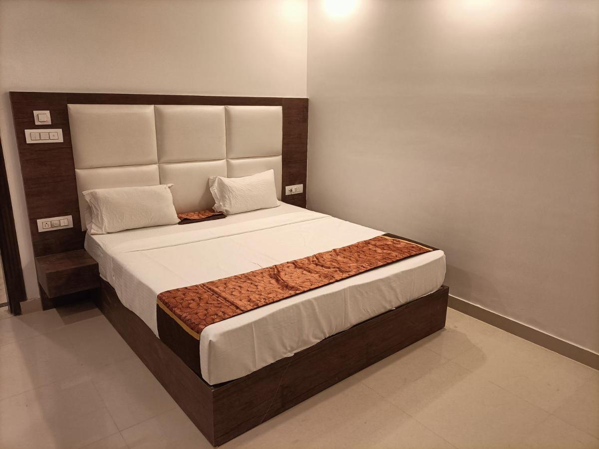 Family Hotel Tark Near Igi Airport Delhi Ню Делхи Екстериор снимка