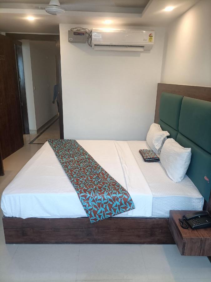 Family Hotel Tark Near Igi Airport Delhi Ню Делхи Екстериор снимка